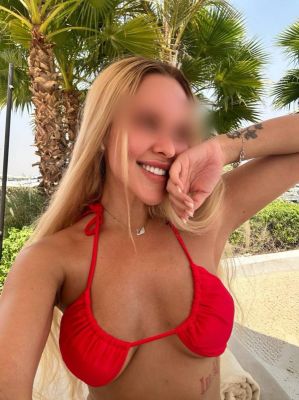 Ева впервые в нуре, индивидуалка